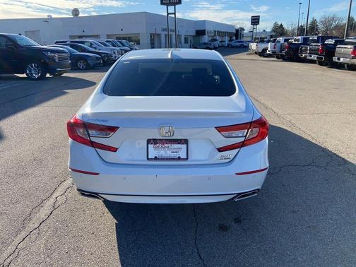 2020 Honda Accord Touring 2.0T