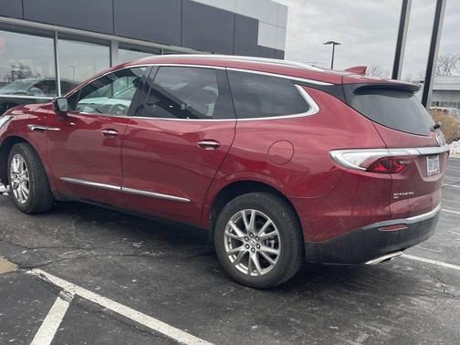 2024 Buick Enclave Essence AWD