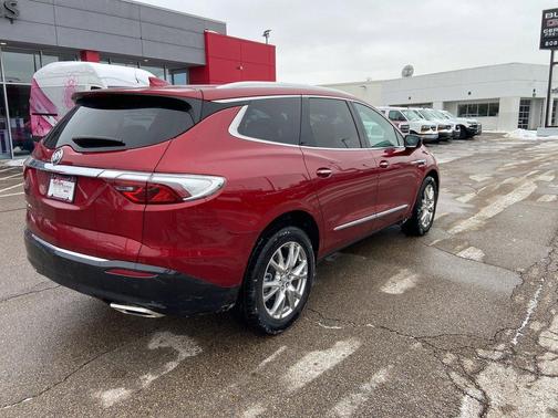 2024 Buick Enclave Essence AWD