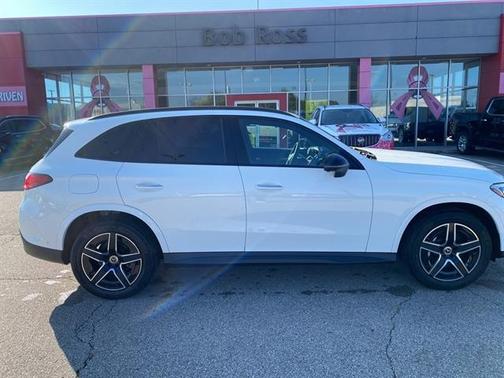 2025 Mercedes-Benz GLC 300 4MATIC