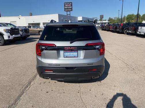 2023 GMC Acadia AWD SLT