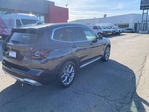 2023 BMW X3 xDrive30i