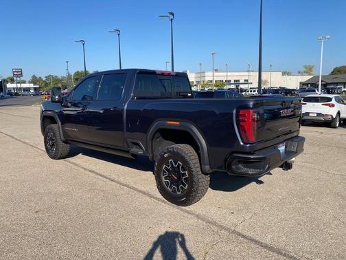 2024 GMC Sierra 2500 AT4