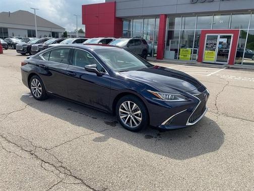 2021 Lexus ES 300h Base