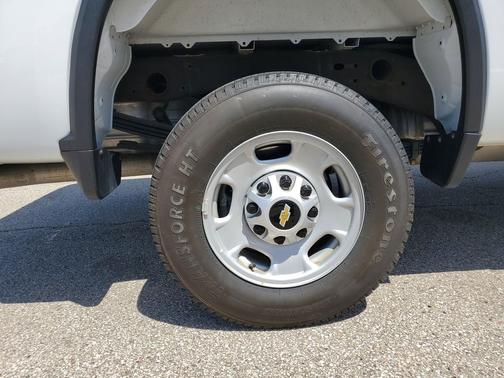 Summit White 2022 Chevrolet Silverado 2500 WT