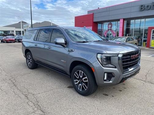 2021 GMC Yukon XL 4WD AT4
