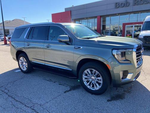 2023 GMC Yukon SLT
