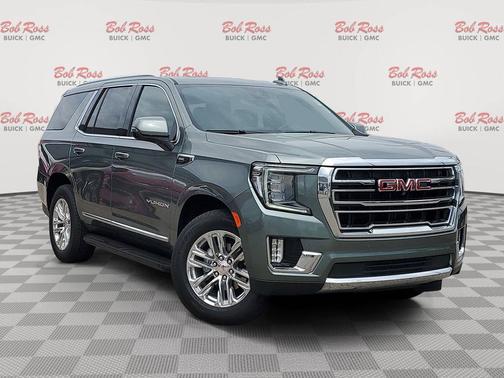 Frosted Pine Metallic 2023 GMC Yukon SLT