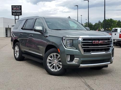Frosted Pine Metallic 2023 GMC Yukon SLT