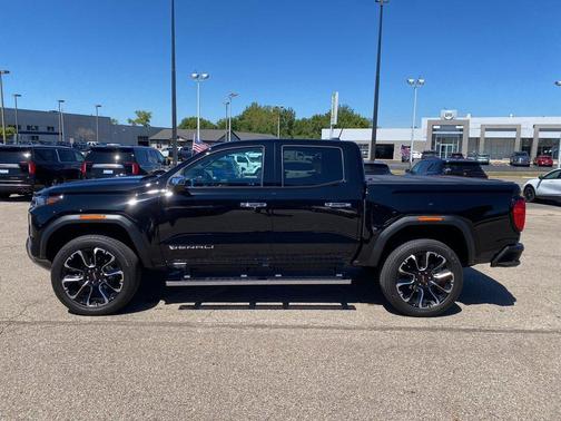 2023 GMC Canyon Denali