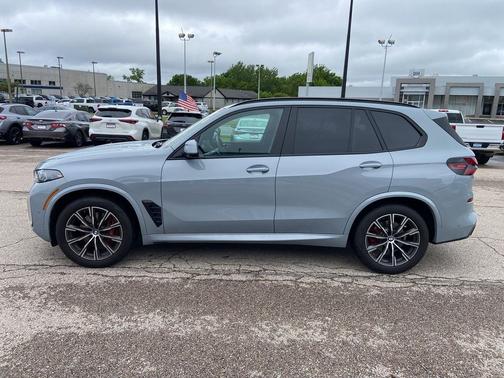 Brooklyn Grey Metallic 2024 BMW X5 xDrive40i