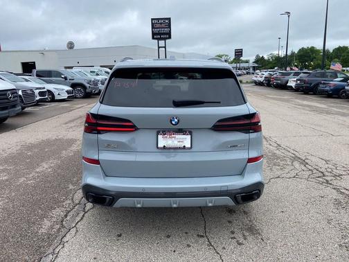 Brooklyn Grey Metallic 2024 BMW X5 xDrive40i