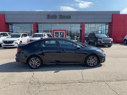 2022 Kia Forte GT-Line