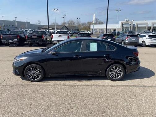 2022 Kia Forte GT-Line