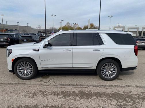 2023 GMC Yukon Denali
