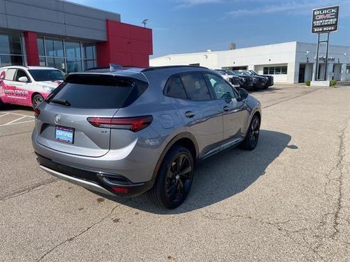 2022 Buick Envision FWD Essence