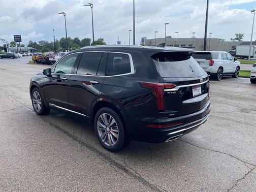 2025 Cadillac XT6 Premium Luxury AWD