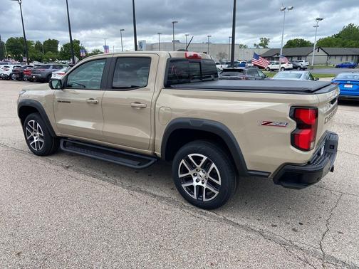 Sand Dune Metallic 2023 Chevrolet Colorado Z71