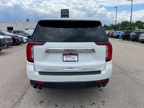 White Frost Tricoat 2023 GMC Yukon Denali