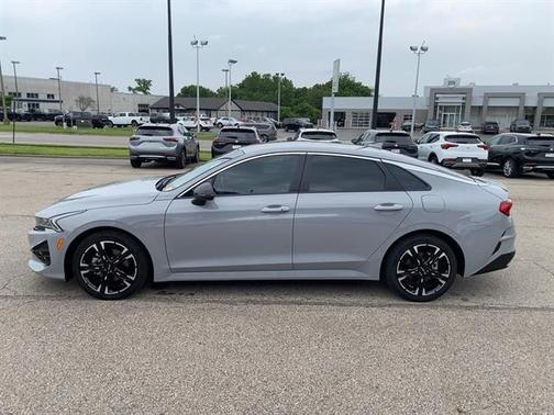 2024 Kia K5 GT-Line