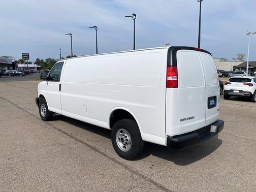 2023 GMC Savana 2500 Work Van