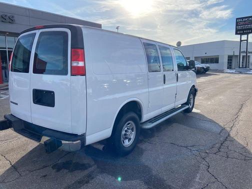 2024 Chevrolet Express 2500 RWD 2500 Regular Wheelbase WT