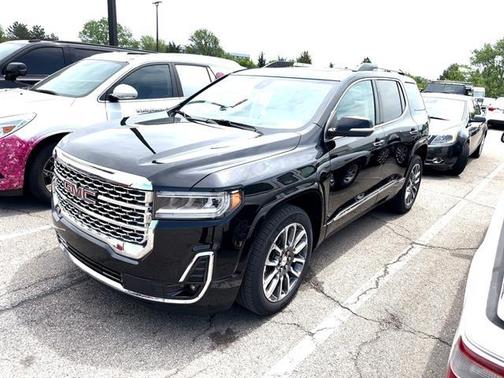 2022 GMC Acadia Denali