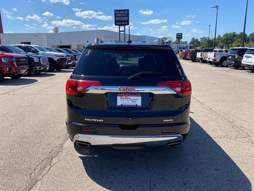 2018 GMC Acadia Denali