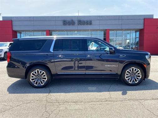 2023 GMC Yukon XL Denali Ultimate