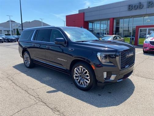 2023 GMC Yukon XL Denali Ultimate