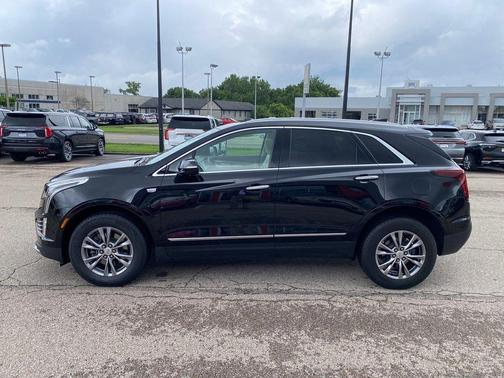 2022 Cadillac XT5 Premium Luxury