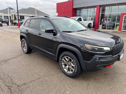 2022 Jeep Cherokee Trailhawk