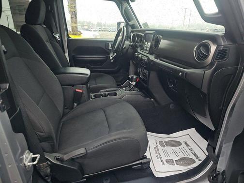 2021 Jeep Wrangler Sport S