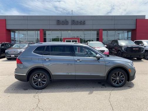 2022 Volkswagen Tiguan 2.0T SE 4MOTION