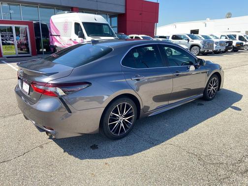 Predawn Gray Mica 2024 Toyota Camry SE