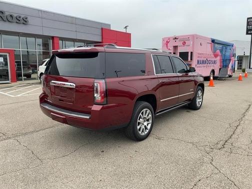 2020 GMC Yukon XL Denali