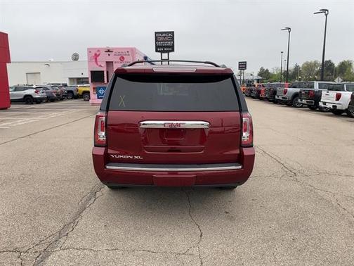 2020 GMC Yukon XL Denali