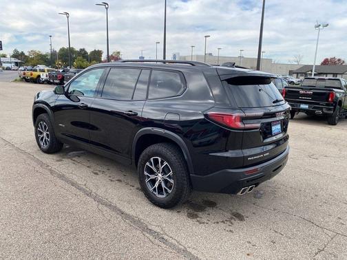 2024 GMC Acadia AWD AT4