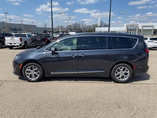 2019 Chrysler Pacifica Limited