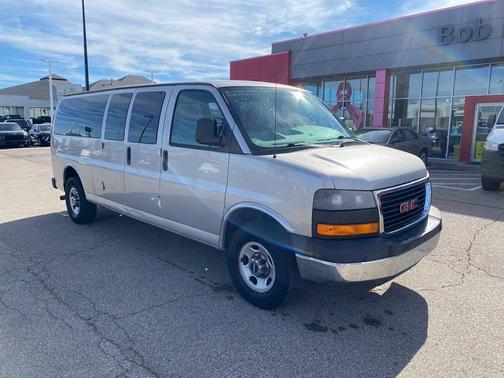2008 GMC Savana 3500 LS Extended Wagon