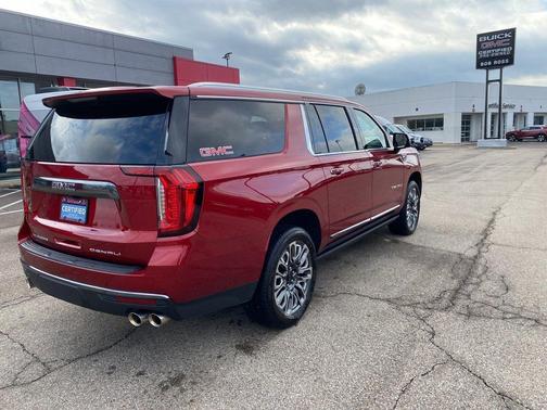 2023 GMC Yukon XL Denali Ultimate