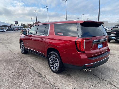 2023 GMC Yukon XL Denali Ultimate