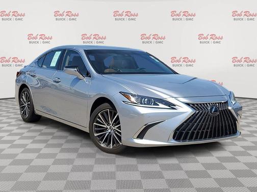 Iridium 2024 Lexus ES 250 Base