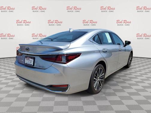 Iridium 2024 Lexus ES 250 Base