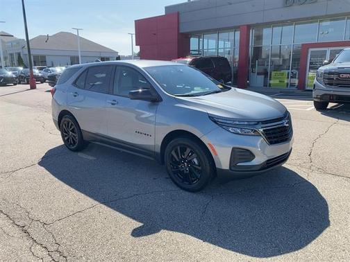 2023 Chevrolet Equinox LS
