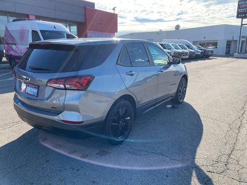 2023 Chevrolet Equinox LS