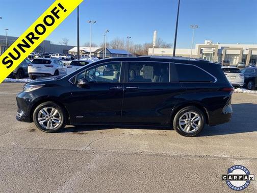 2021 Toyota Sienna Limited 7-Passenger