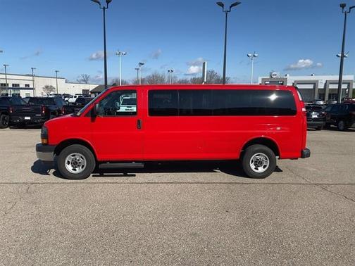 2024 GMC Savana 3500 RWD 3500 Extended Wheelbase LT