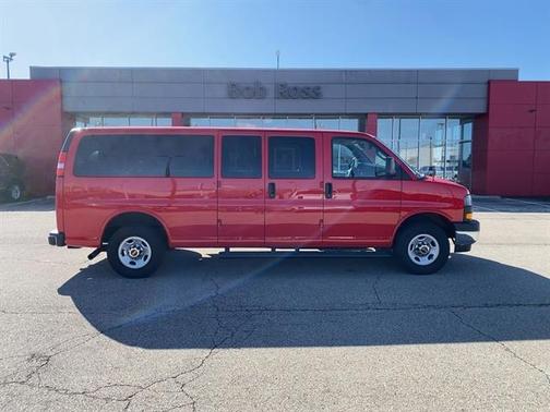 2024 GMC Savana 3500 RWD 3500 Extended Wheelbase LT