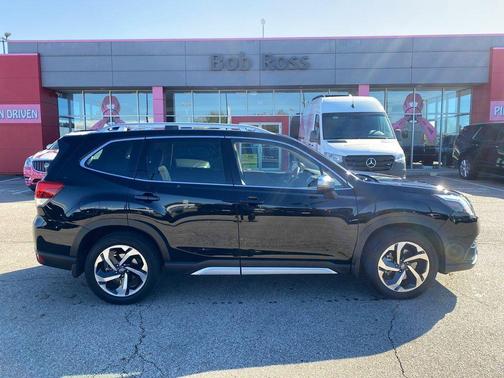 2023 Subaru Forester Touring
